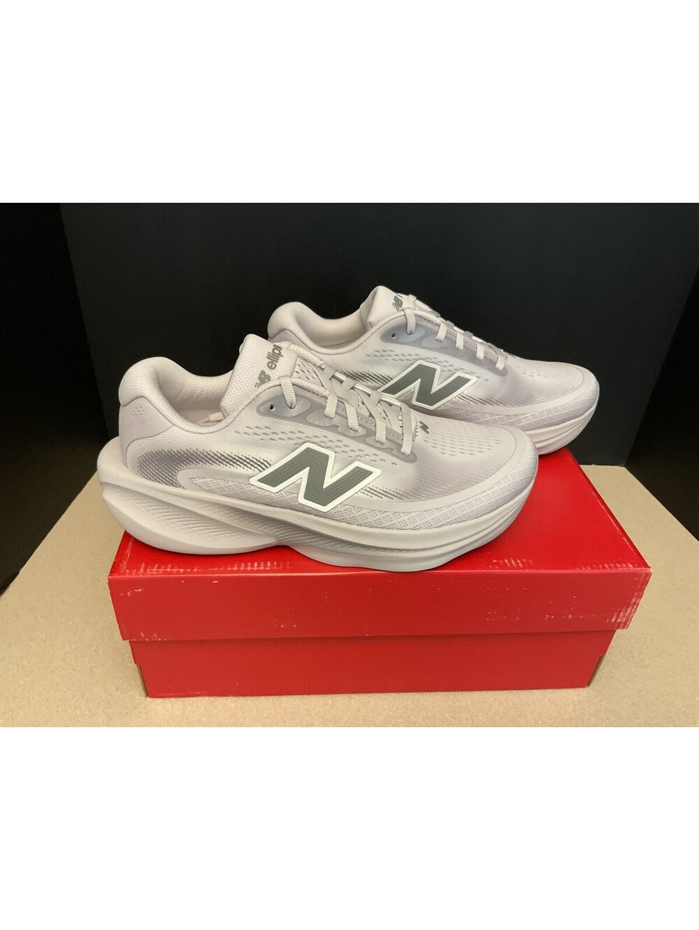 New! Womens New Balance Ellipse Grey/Grey Running Shoes. Size 8.5B. Awesome!